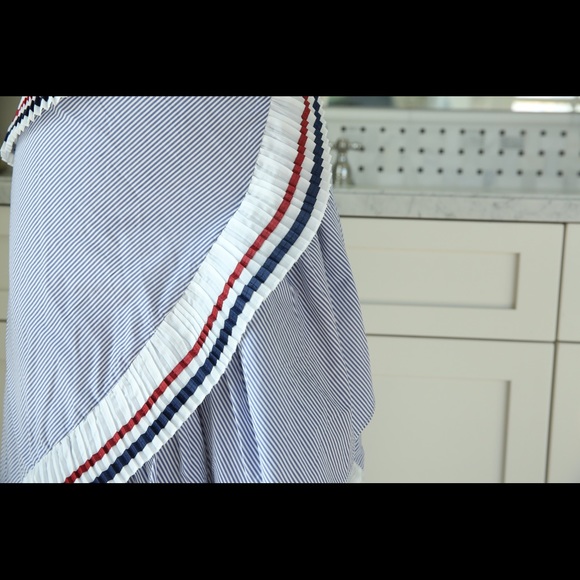 CUTEST SKIRT !! BATELY BEEN WORN!! - Picture 4 of 8